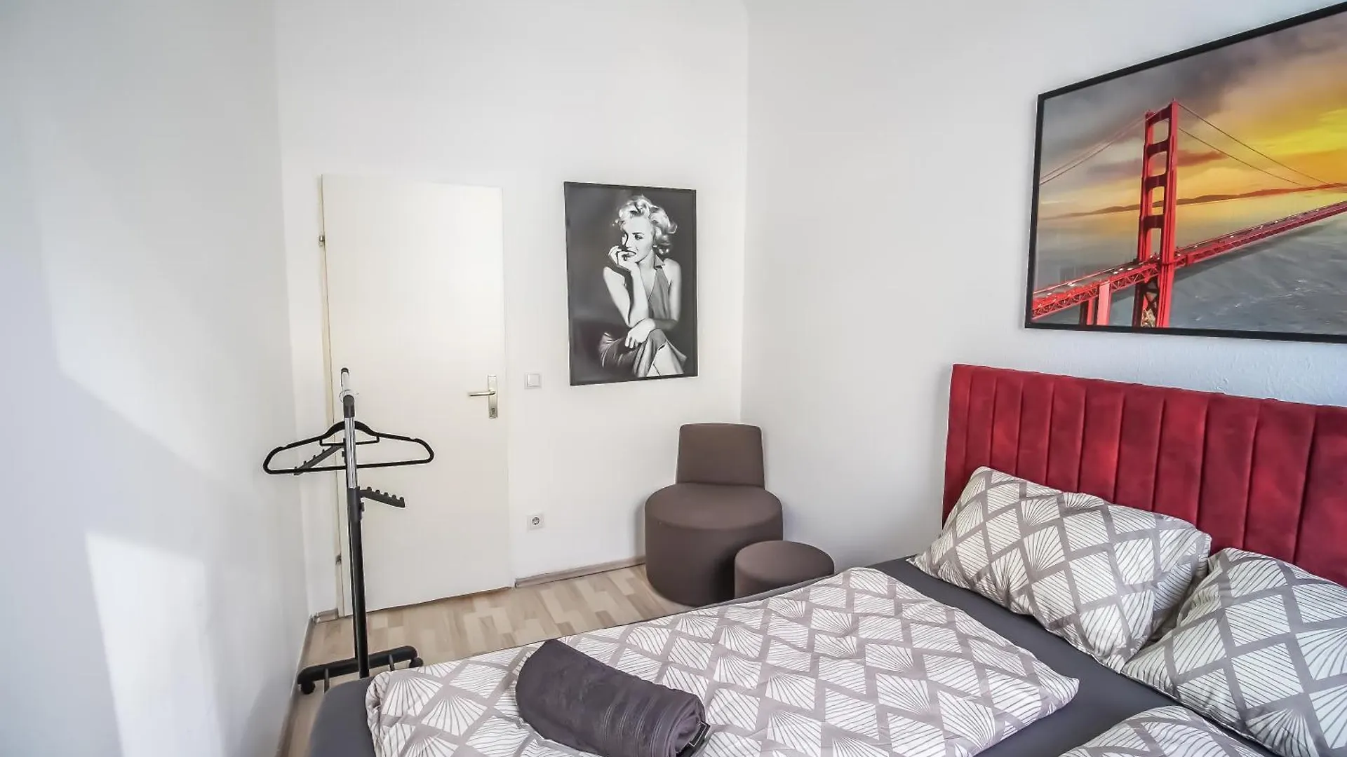 Big Apartments At Pragerstrasse Vienna Austria